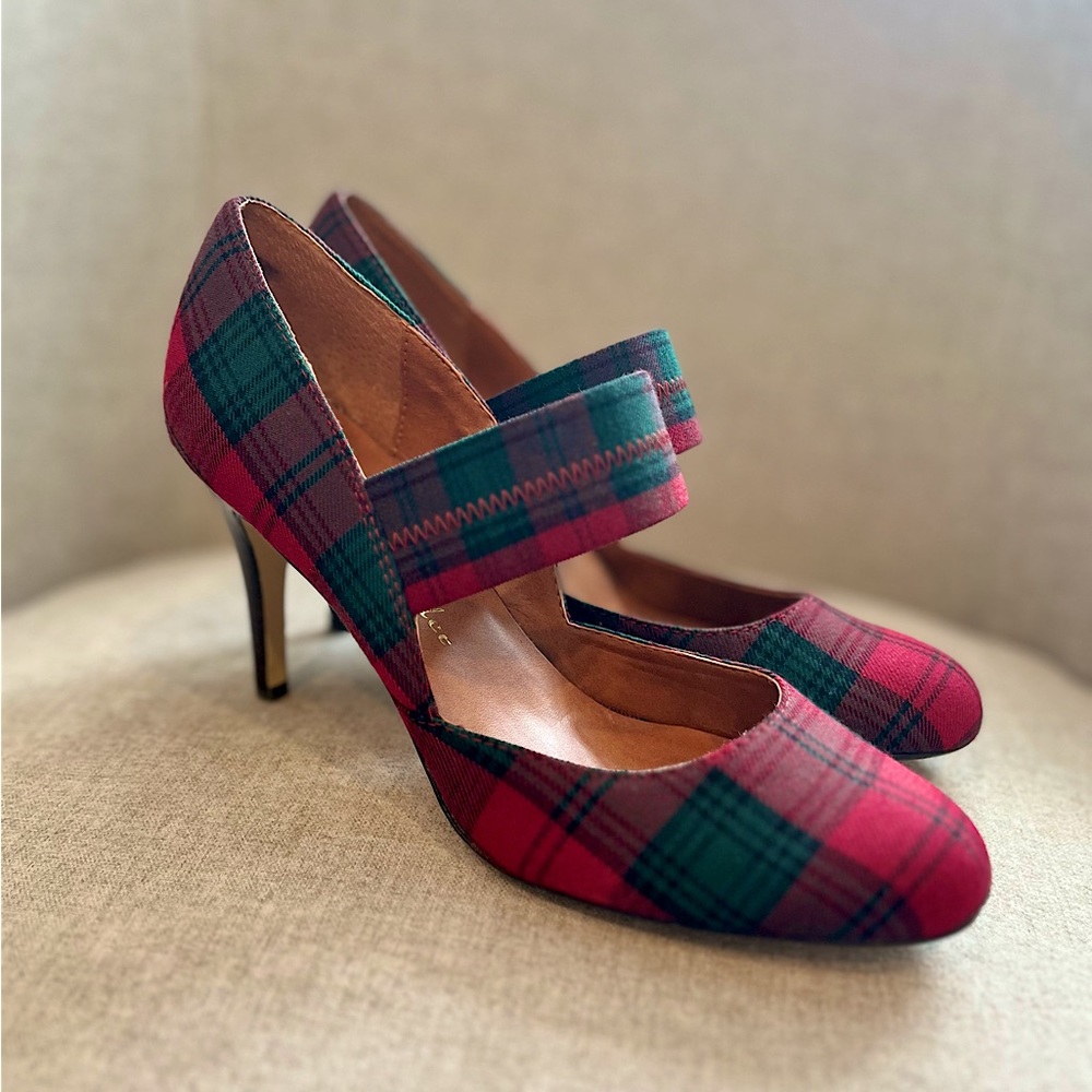 Ann Marino by Bettye Muller Tartan Plaid Red Mary Jane Pumps